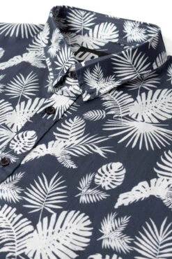 Uptheir Danes Botanical Leaf Print SS Shirt - Navy -Duke || Portwest || Basic Shop tumbnail 1b2d94e2 8d53 403f a7e4 7d526293d59d